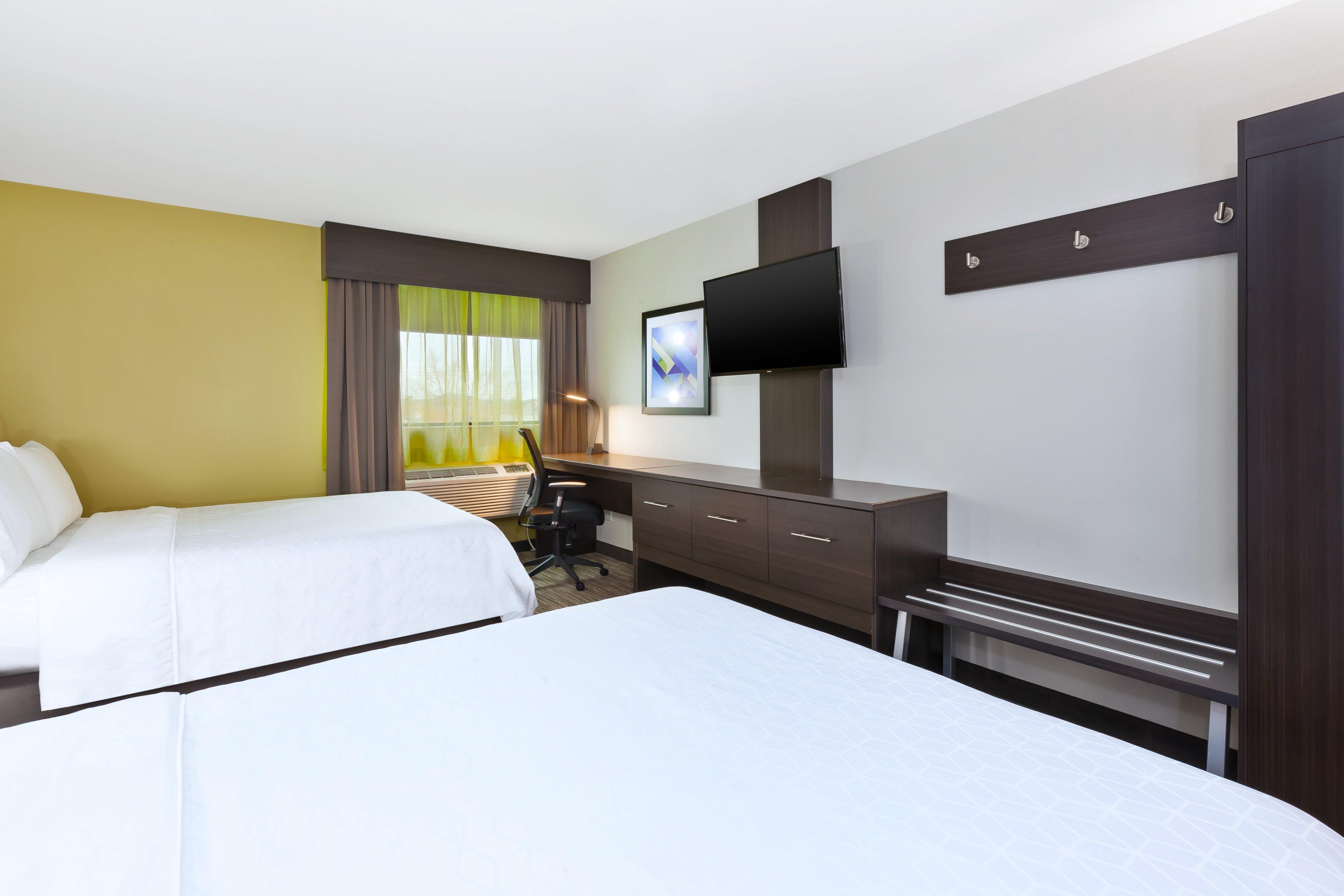 Holiday Inn Express Winnipeg Airport - Polo Park By Ihg Екстериор снимка