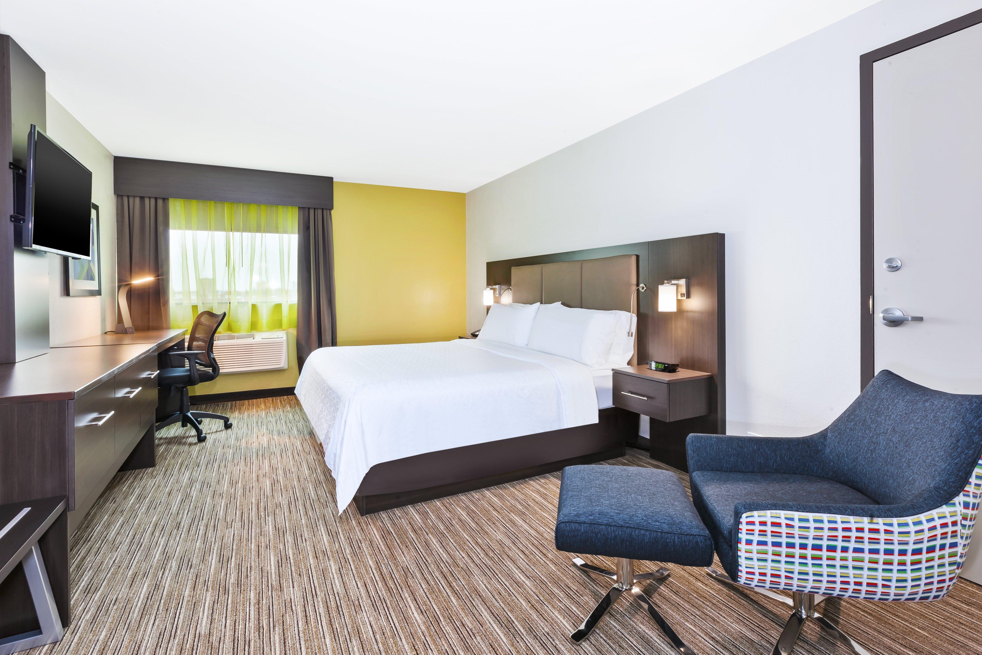 Holiday Inn Express Winnipeg Airport - Polo Park By Ihg Екстериор снимка